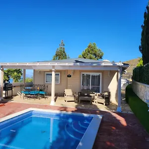  Villa Karla Con Piscina: Tranquilidad Y Naturaleza Spain